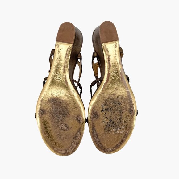 Chanel CC Gem Chain T-Strap Gold Quilted Leather Wedge Sandals Size 40 US 9-9.5 - Picture 12 of 14